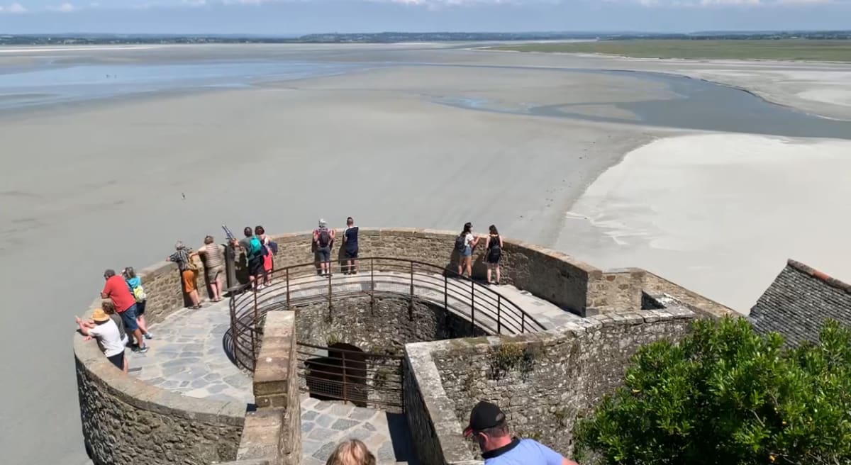 혼자 떠나는 여행을 권하는 이유와 그 효과
